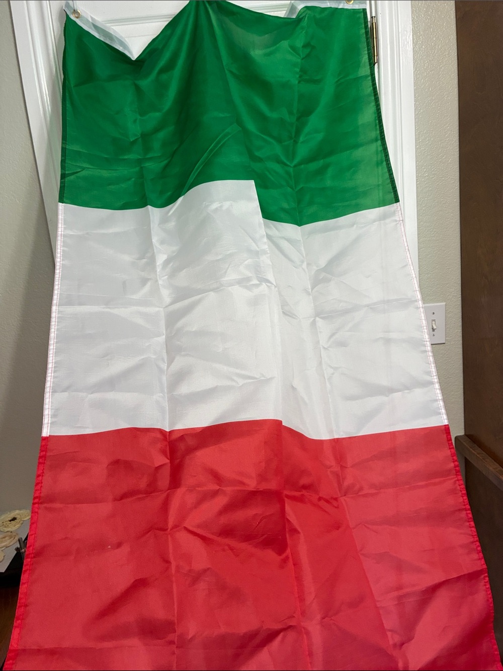 Green White Red Tricolor Party Flag - Festive Home Decoration
